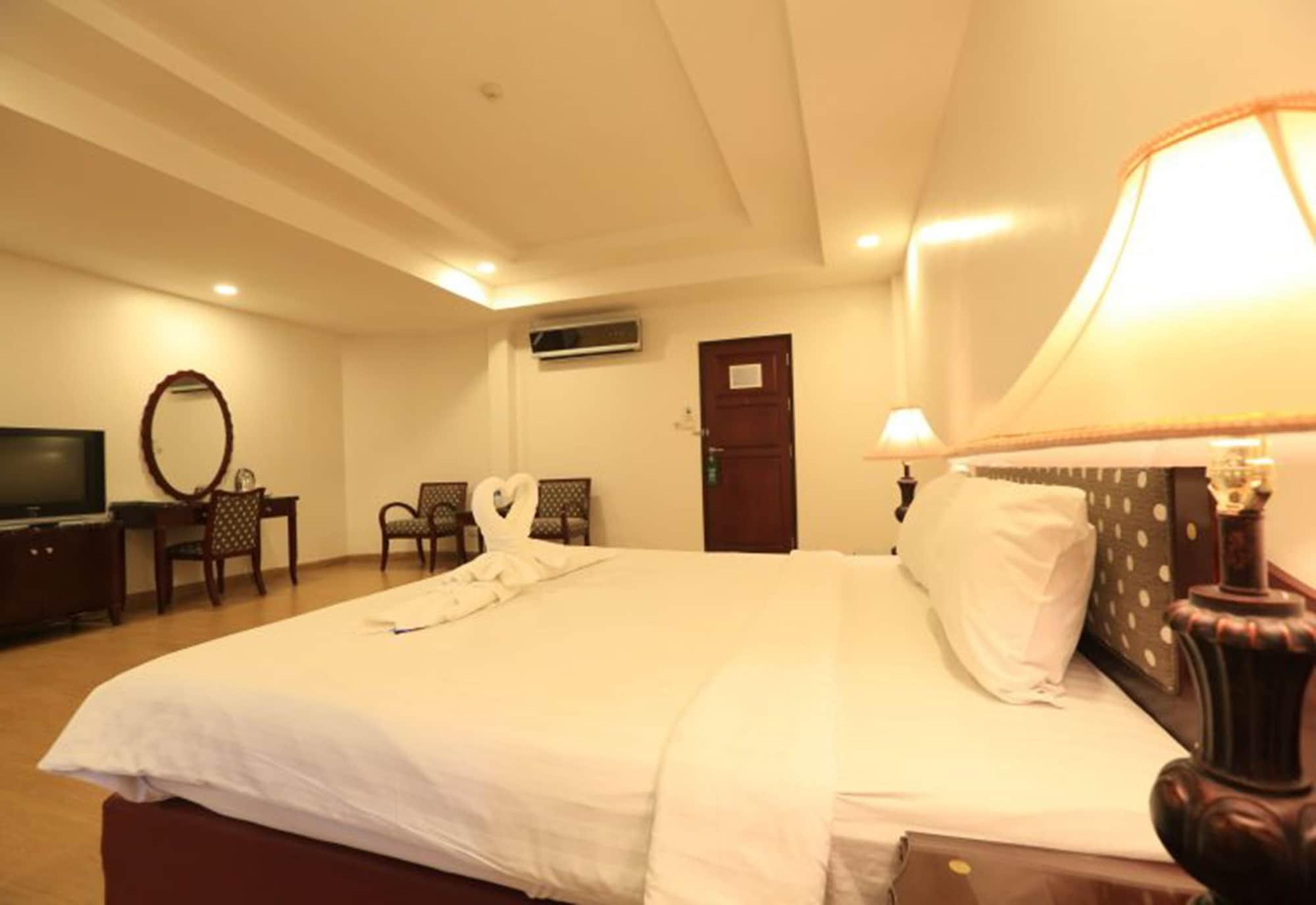 Pattaya Hiso Hotel Exterior foto