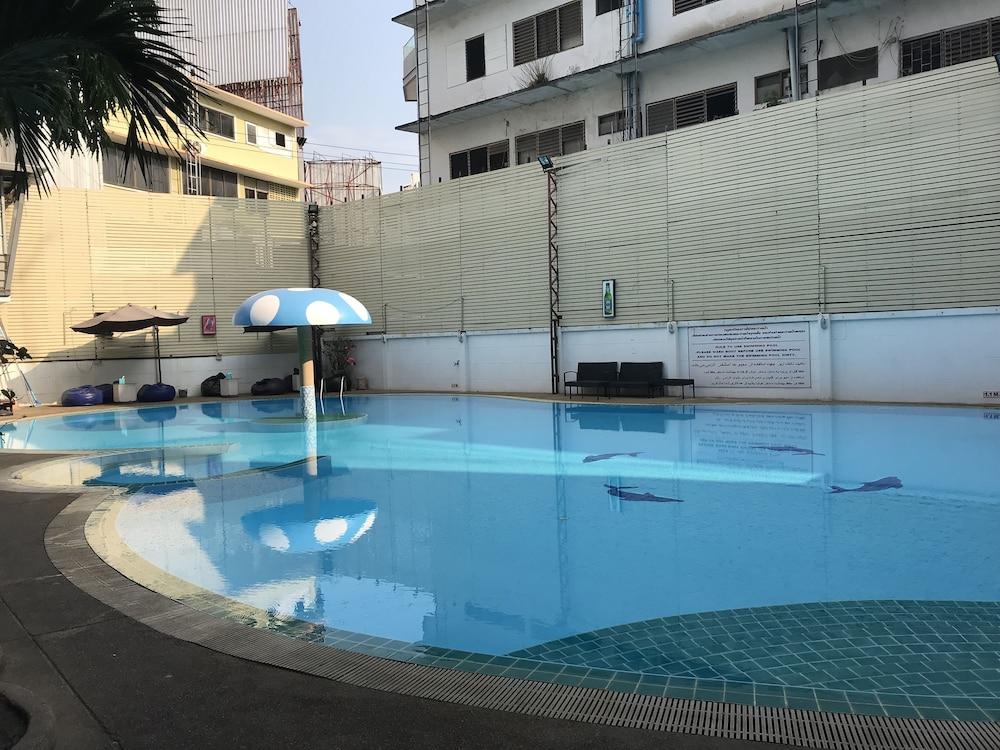 Pattaya Hiso Hotel Exterior foto